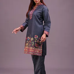 SWI Stylish Printed Mandarin Collar Tunic With Trousers Co-Ords image 2