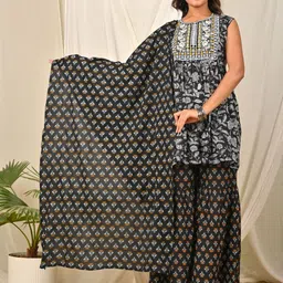She Enterprises Women Black Kurta Sets-image-56