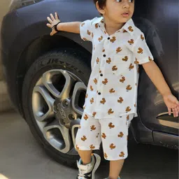 ALANTA Unisex Kids Printed Shirt with Shorts image 3