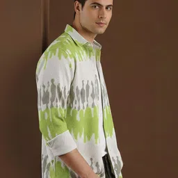 r.code by the roadster life co. R.Code by The Roadster Lifestyle Co. Men Standard Fit Abstract Printed Casual Shirt image 3