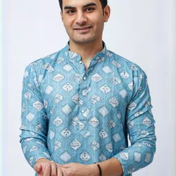 Aesthelia Men Printed Regular Kurta with Pyjamas image 5