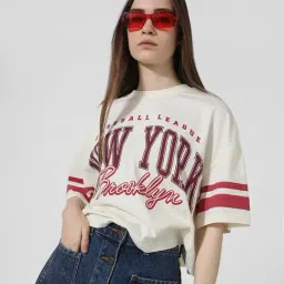 Only Cream Cotton Graphic Print Oversized T-Shirt-image-22
