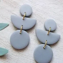VMA PLAY FASHION Geometric Shaped Drop Earrings-picture-18