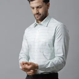 Cantabil Light Green Cotton Regular Fit Checks Shirt image 3