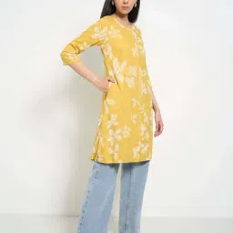 Rangmanch by Pantaloons Ochre Printed Kurta image 3