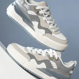 Red Tape Men's Hustle Series Light Grey Casual Sneakers image 1