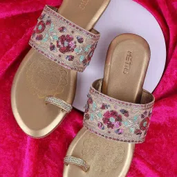 Metro Women's Antique Gold Toe Ring Sandals image 1