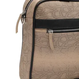 Thomas Scott Men Textured PU Laptop Bag image 4