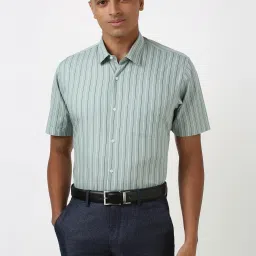 Peter England Green Regular Fit Striped Shirt image 1