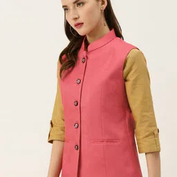 Vastraa Fusion Women Pink Textured Nehru Jacket image 3