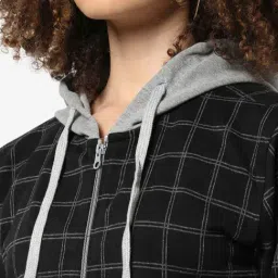 Campus Sutra Black Cotton Chequered Jacket image 4