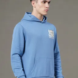 Red Tape Men Graphic Printed Hooded Sweatshirt image 4