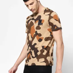 Wrangler Brown Regular Fit Camouflage T-Shirt image 3