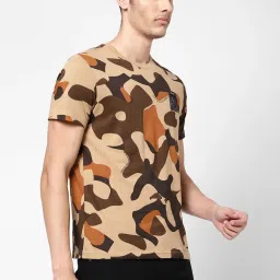 Wrangler Brown Regular Fit Camouflage T-Shirt image 4