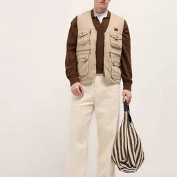 THE BEAR HOUSE Men Collarless Solid Cotton Casual Gilet Jacket image 4