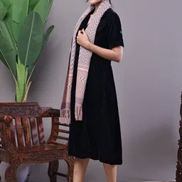 ELLIS Women Printed Stole image 2