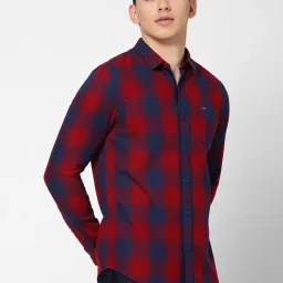 Lee Dark Red & Navy Slim Fit Checks Shirt image 4