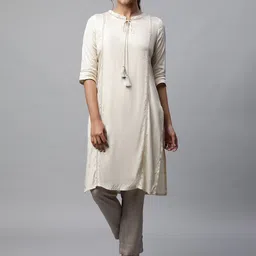 AURELIA Women Thread Work Kurta image 5