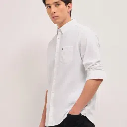 The Bear House White Cotton Solid Regular Fit Shirt image 3