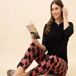 AV2 Women Pure Cotton Printed Night suit-image-6