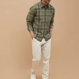 CODE by Lifestyle Men Checked Spread Collar Cotton Casual Shirt image 4