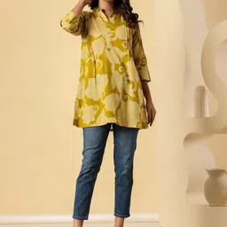 Advya Women Printed Mandarin Collar Ethnic Tunic image 2