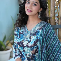 SINGNI Women Floral Printed Regular Pure Cotton Kurta with Trousers & With Dupatta image 5