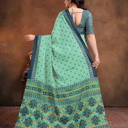 Garden Vareli Ethnic Motifs Poly Crepe Saree image 2