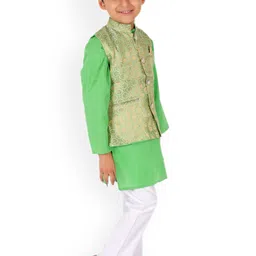 Superminis Boys Mandarin Collar Pure Cotton Straight Kurta With Pyjama & Nehru Jacket image 3