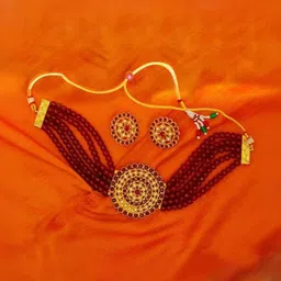 Women Click Artificial Stone-Studded & Beaded Jewellery Set image 2