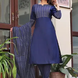 G4Girl Women Yoke Design Regular Thread Work Kurta with Trousers & With Dupatta image 5