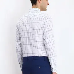 Allen Solly White Cotton Slim Fit Checks Shirt image 2