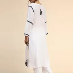 House Of Kari Noor HOK Muslin Chikankari kurti for Women- White With Black image 4