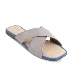 Tresmode Women's Grey Cross Strap Sandals-image-3