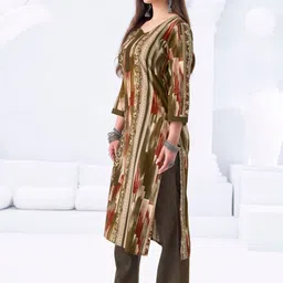 Simmu Women Printed Regular Pure Cotton Kurta with Trousers & With Dupatta image 3