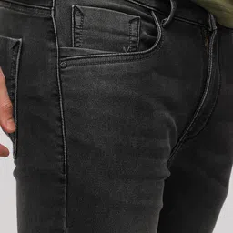 Crocodile Men Slim Fit Mid-Rise Light Fade Stretchable Jeans image 5