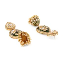 Zaveri Pearls Green Meenakari Lotus Design Kundan Necklace Earring & Maangtikka Set image 4