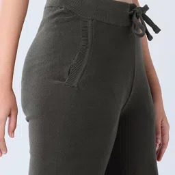 BlissClub Green Mid-Waist Yoga Pants image 5