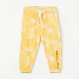 Juniors by Lifestyle Boys Multicolored Cotton Printed Joggers Pack of 2 image 4