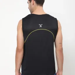 Dida Black Polyster Regular Fit Solid T-Shirt image 2