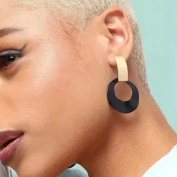 Sohi Gold Plated Party Designer Drop Earrings image 2