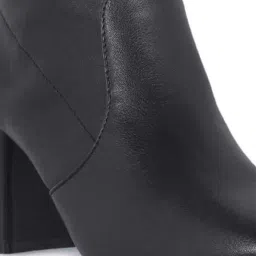 London Rag Women's Black Casual Booties image 4