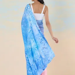 navyasa by liva Blue & Pink Printed Saree With Unstitched Blouse image 2