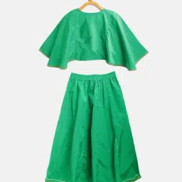 READIPRINT FASHIONS Kids Green Lehenga, Choli With Dupatta image 2