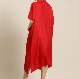 Qurvii Desi Red Kimono Dress image 2