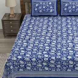 CLOTHOLOGY Blue & White Floral 180 TC King Bedsheet with 2 Pillow Covers image 5