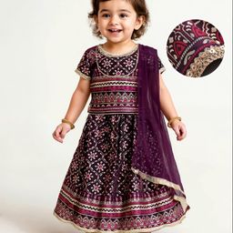 EARTHY TOUCH Single Jersey Knit Half Sleeves Choli Lehenga Set with Dupatta Floral Print & Lace Detailing - Purple-picture-2