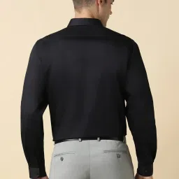 Allen Solly Black Cotton Slim Fit Shirts image 2