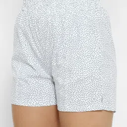 Forever 21 White Printed Shorts image 5