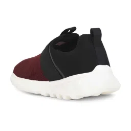 Leap7x by Liberty Women's Maroon Walking Shoes image 4